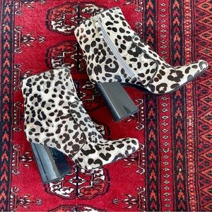 N I N E  W E S T : : Jilene Bootie Size 7.5